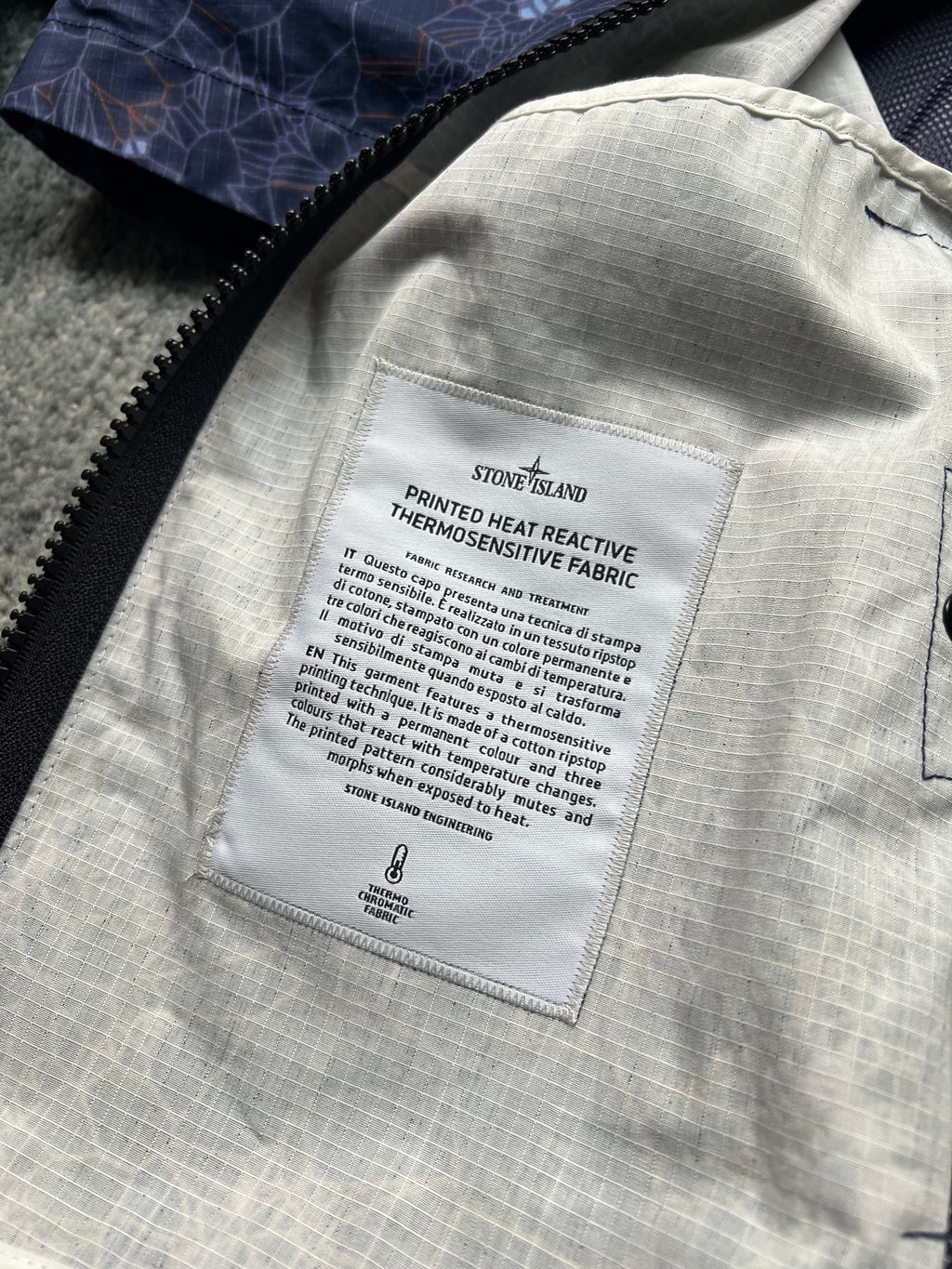 Stone Island 2019 Printed Heat Reactive Thermosensitive Fabric Jacket