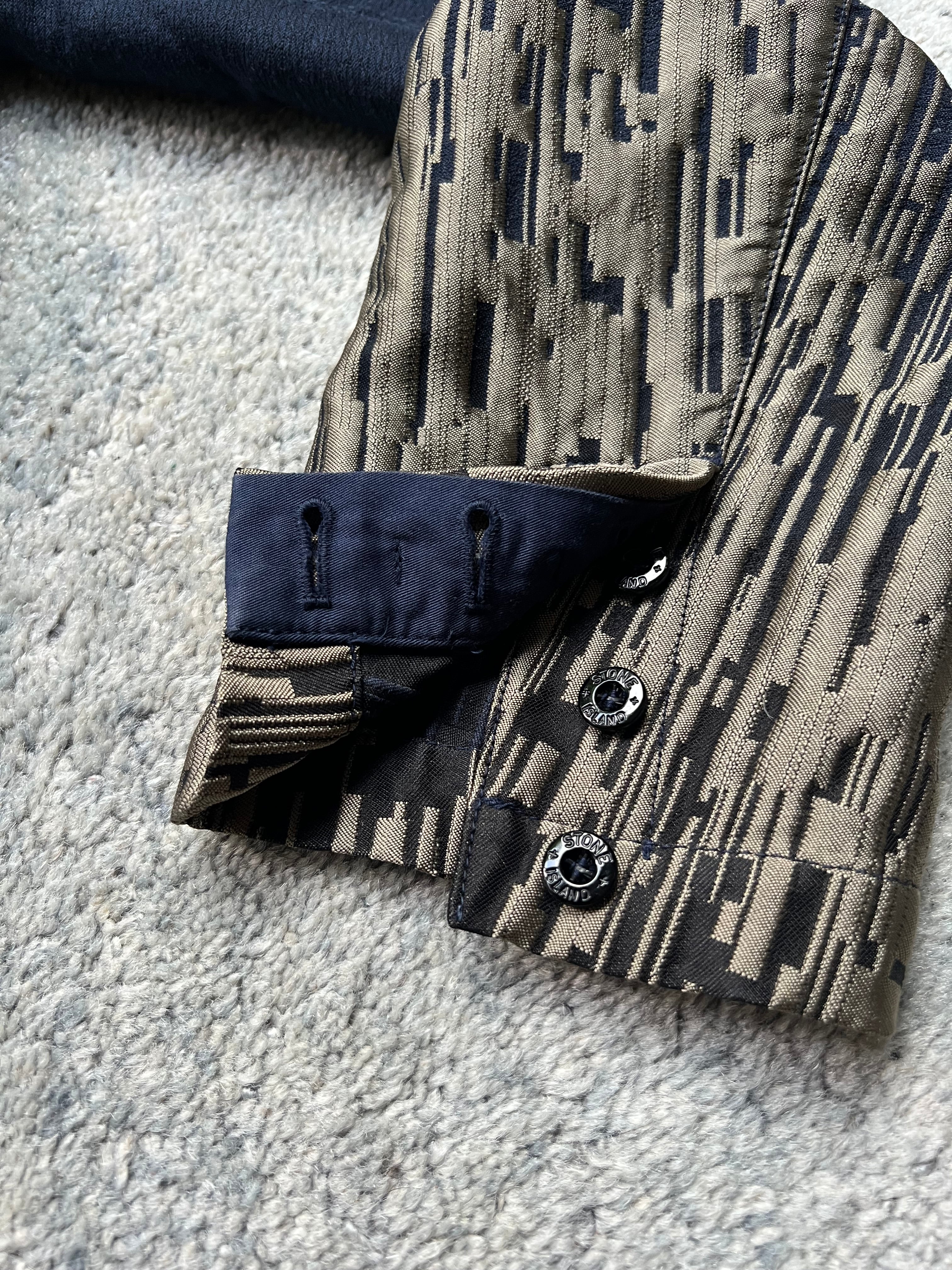 Stone Island 2017 Big Loom Jacquard
Shadow Project Trench Jacket