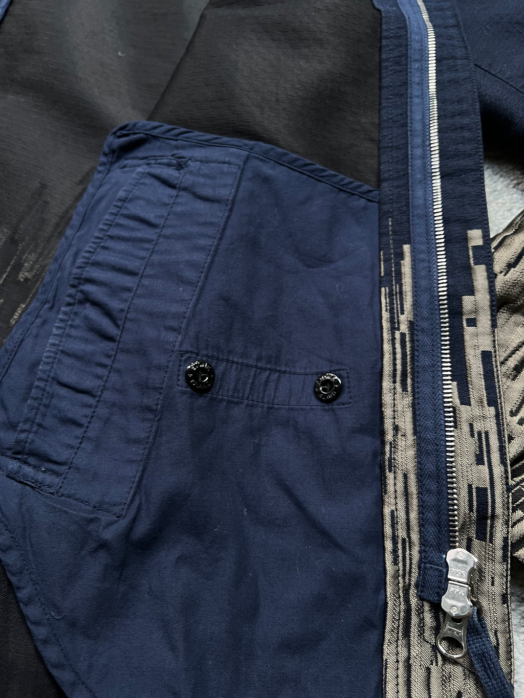 Stone Island 2017 Big Loom Jacquard
Shadow Project Trench Jacket